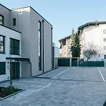 Lakeview *